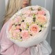 Дофаминовый букет Bloom room  из ромашек, роз и диантусов