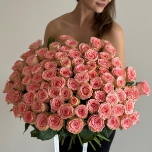 Wow букет из 101 розы Софи Лорен «bloom room»