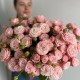 Моно букет из кустовой розы Мадам бомбастик