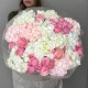 WOW букет с гортензий и кустовой розой BLOOM Room доставка Екатеринбург