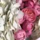 Букет с яркими акцентами из гортензии и пион розой