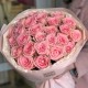 Пышный букет из 25 нежных роз