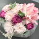 Композиция в розовых оттенках bloom room  из французской розы, хризантемы и роз
