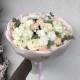 Нежный букет Bloom Room из роз, диантуса, хризантем и гортензии