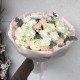 Нежный букет Bloom Room из роз, диантуса, хризантем и гортензии