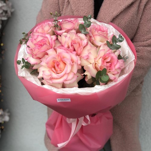 Воздушный букет  BLOOM ROOM  из французских роз