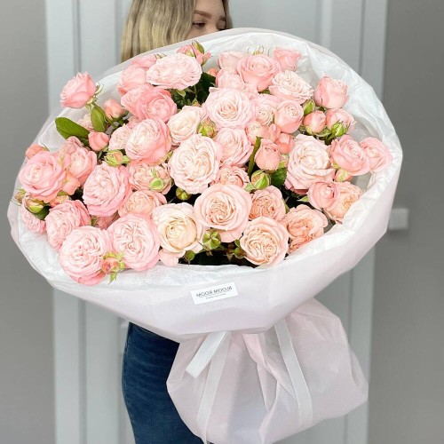 Монобукет « Для самой нежной» Bloom room в дизайнерском оформлении