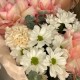 Авторский букет «дыхание весны»  из ромашек, французских роз и диантусов