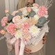 Шикарная коробка Bloom room «Счастье в руках» из роз, хризантем и диантусов