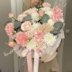 Шикарная коробка Bloom room «Счастье в руках» из роз, хризантем и диантусов