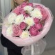 Авторский букет «Черничный джем» из пионовидных роз и хризантем