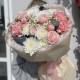 Авторский букет « Весенний шёпот» из ромашек, диантусов, роз и хризантем