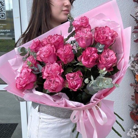 Каскад Пионовидных Роз 15 бутонов