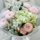 Милый букет с гортензией и альстромерией