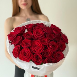 Монобукет "Пылкая любовь" Bloom Room: 25 красных роз