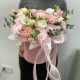 Композиция в коробке "Нежное бизе" Bloom Room: хризантема, диантус, эустома, эвкалипт