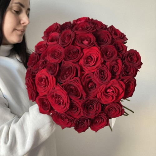 Монобукет из 39 красных роз