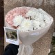 Нежность и пышность в одном букете!  Микс гортензии и хризантемы