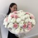 Wow букет из кустовой хризантемы и Диантусов с акцентами