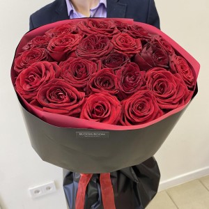 Монобукет " ️  21 роза" Bloom Room: роза