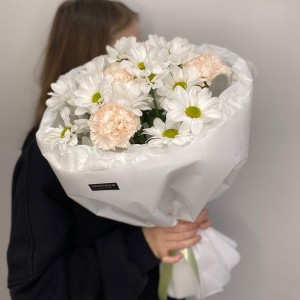 Букет «Теплый вечер» с ромашковыми хризантемами  Bloom room: большой выбор букетов в профиле магазина