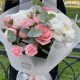 Букет «Красотка» из роз, хризантем и диантусов